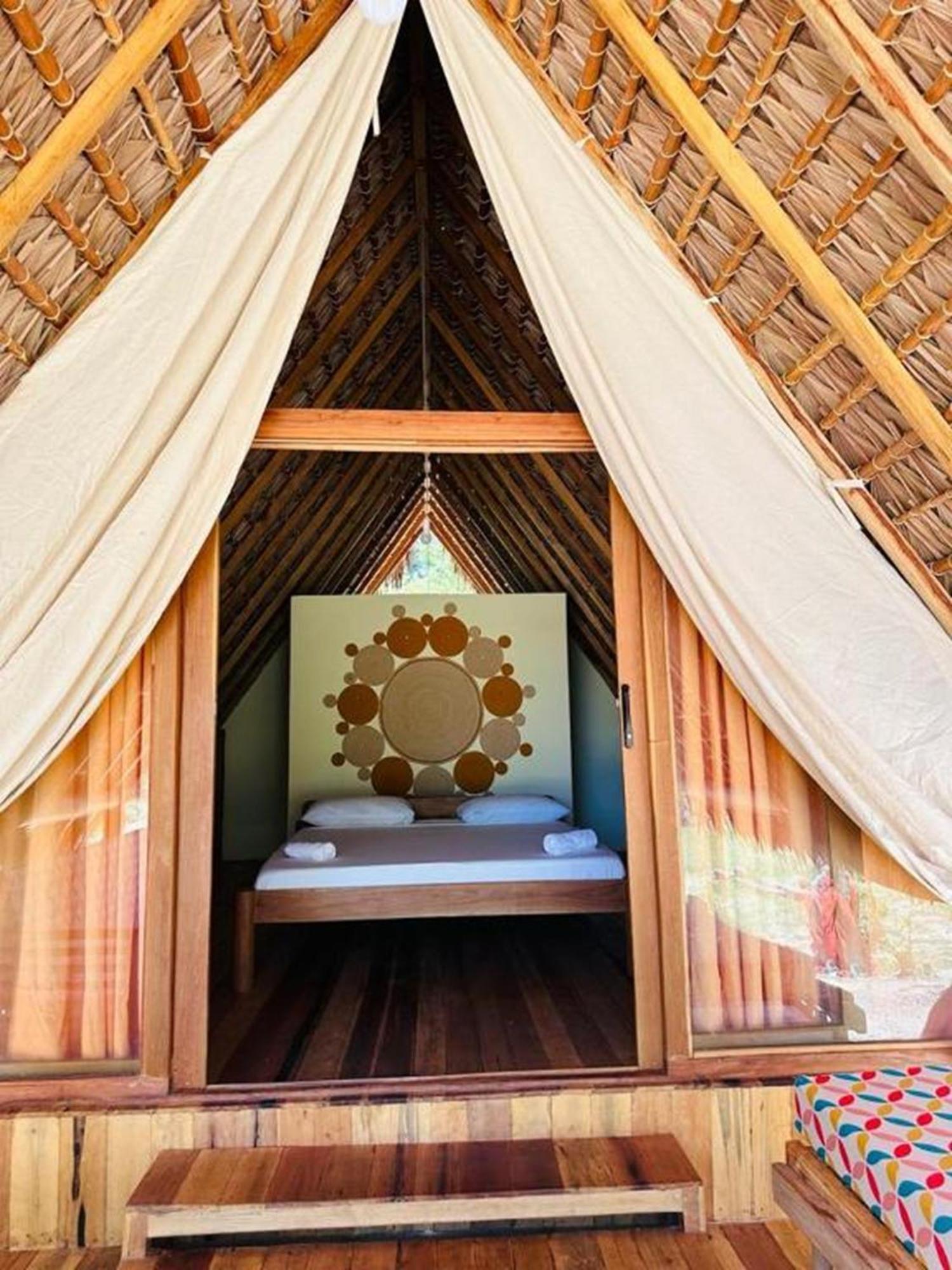 Emeraude Lodge Андилана Экстерьер фото