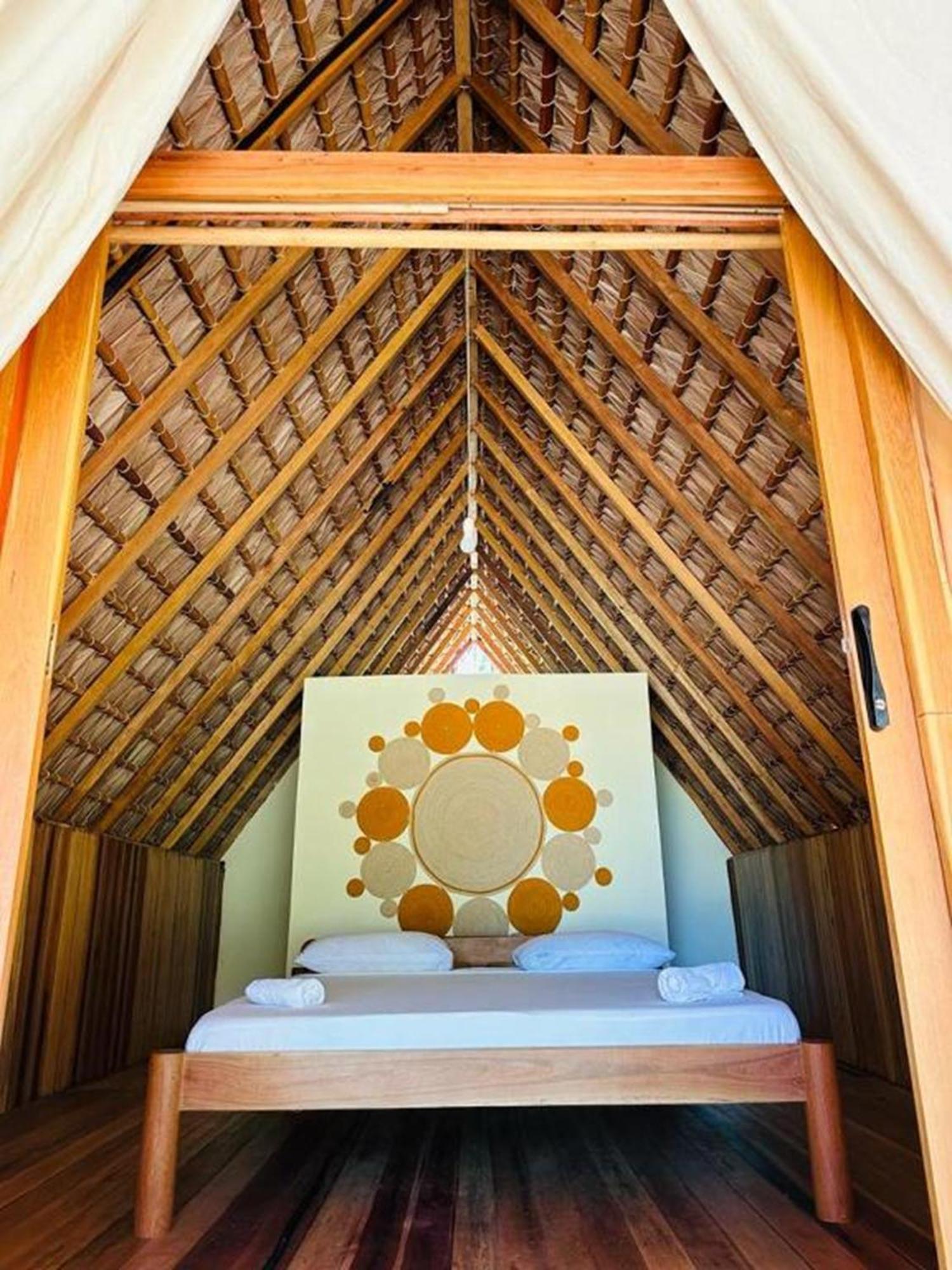 Emeraude Lodge Андилана Экстерьер фото