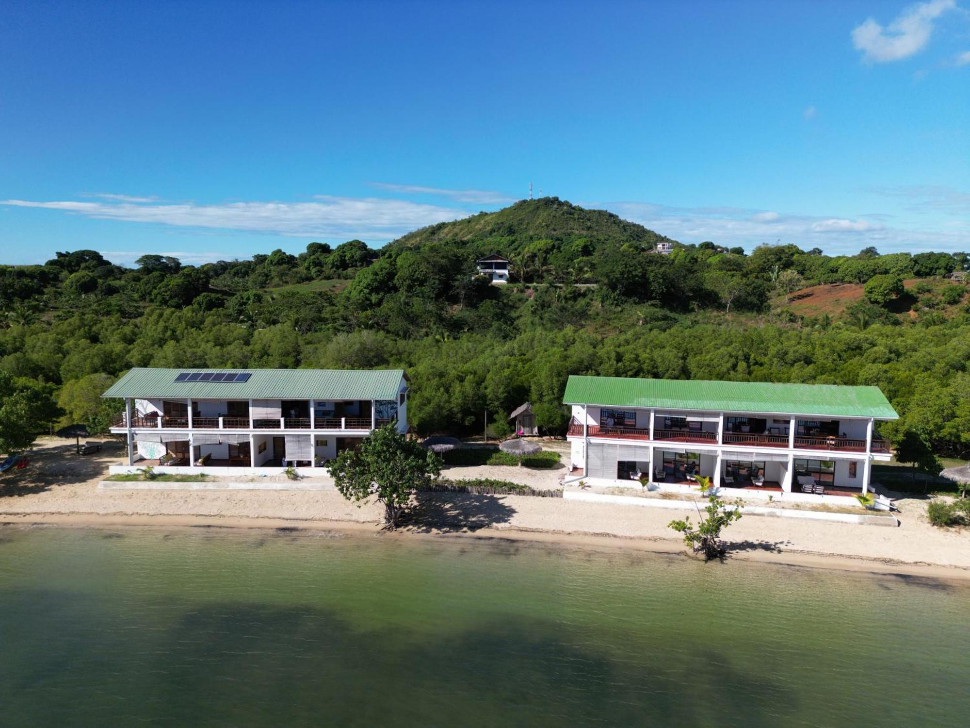 Emeraude Lodge Андилана Экстерьер фото