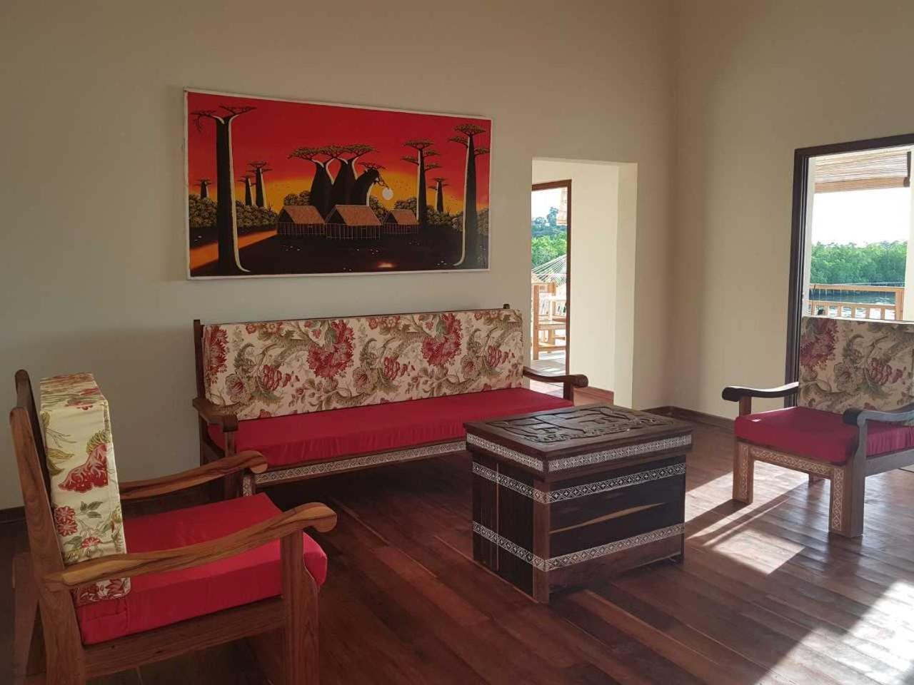 Emeraude Lodge Андилана Экстерьер фото